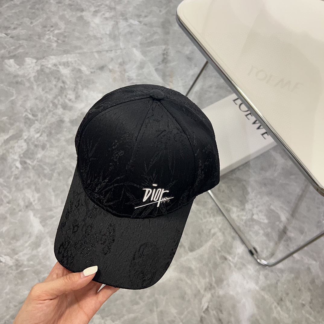 Christian Dior Caps